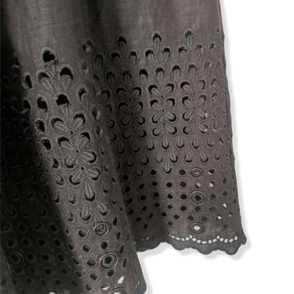 Olive linen lace & eyelet skirt - Picture 3 of 5